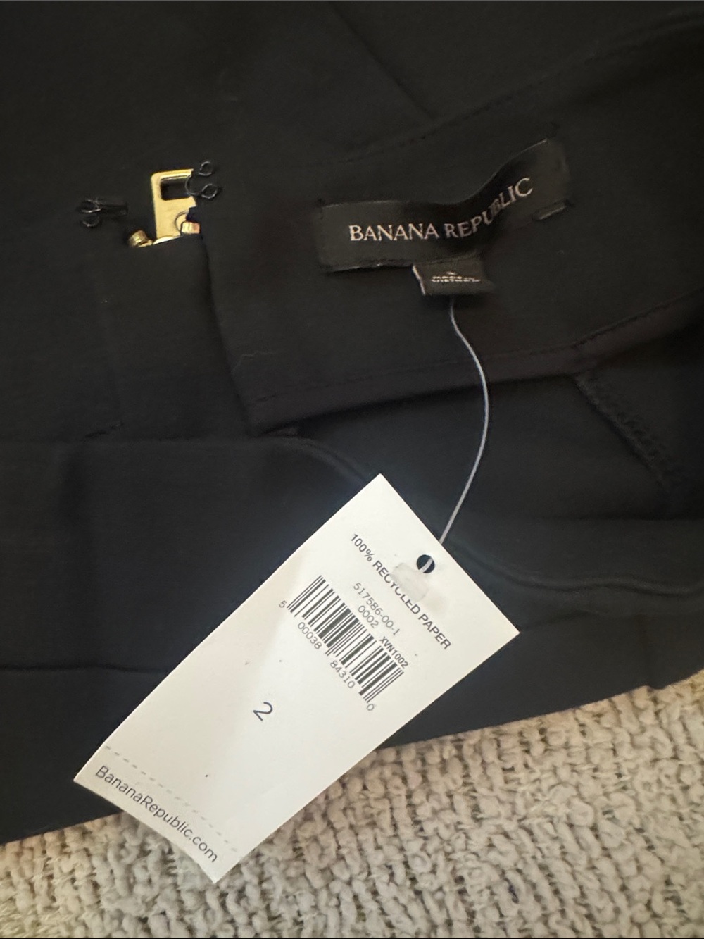 anana Republic Black Pencil Skirt Gold Zip Back Size 2 NWT - Picture 3 of 3